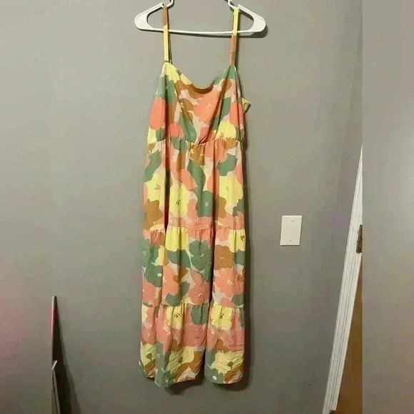 Social Standard by Sanctuary Women's smocked back Floral Maxi Dress XX-Large - Picture 3 of 9